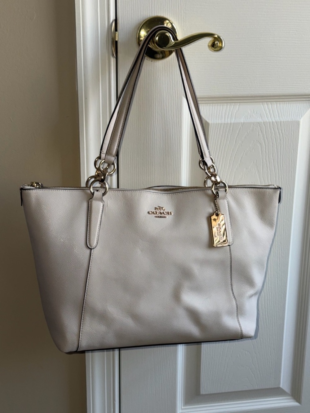 Coach Pebble Leather Tote in off white color with Gold Hardware